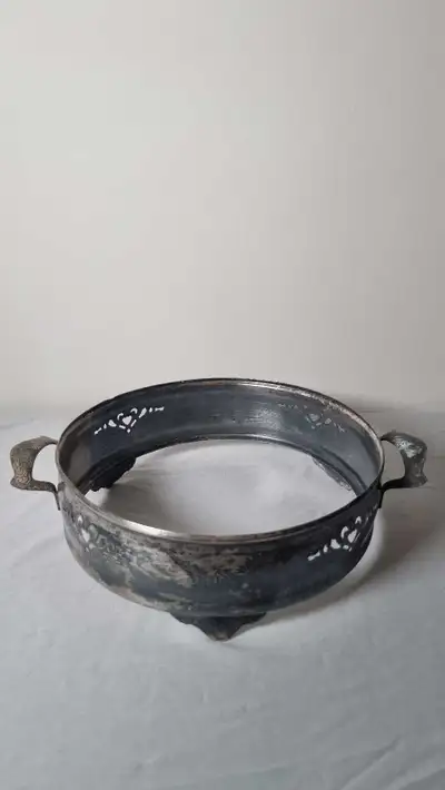 Vintage Essay Canada E.P Copper Silver Plate dish holder, View more