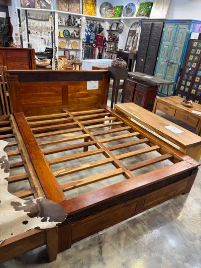 Liquidation fin de stock 2025:Lit Queen/double en bois de rose, View more