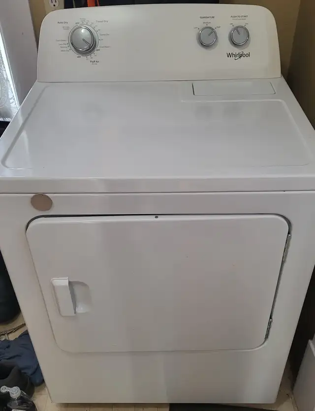 Whirlpool washer and dryer set  5 years old great working machin in Washers & Dryers in Summerside - Image 2