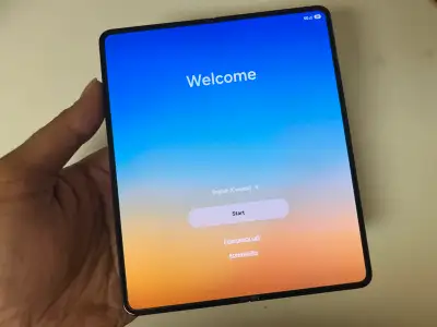 Galaxy Z Fold 5 / 256 GB (READ DESCRIPTION) , View more