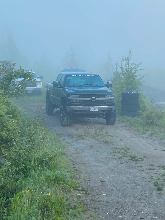 2001 Chevrolet Silverado 2500 in Cars & Trucks in Nelson