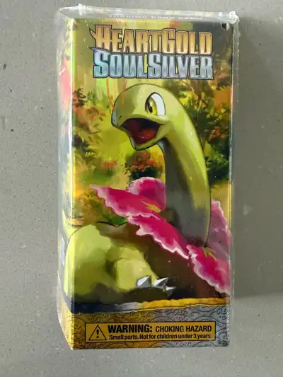 Selling this very rare Growth Clash theme deck from the HeartGold SoulSilver era. A great collectors...