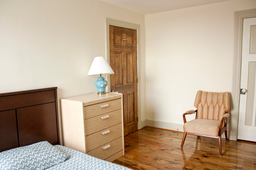 Chambre meublée à louer court terme Montréal St-Henri — photo 3