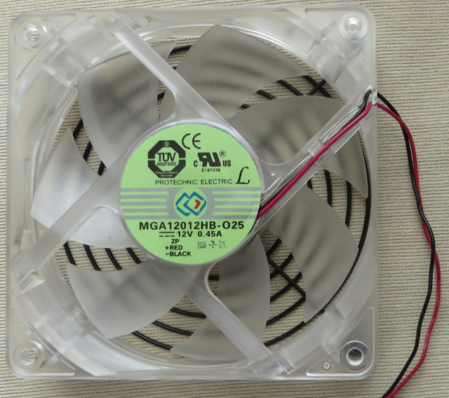 Desktop computer cooling fan in System Components in London - Image 2