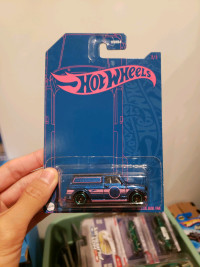 2022 Hot wheels US EXCLUSIVE 54 Anniversary 1967 Austin Mini Van