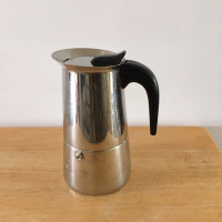 Petite Cafetière Espresso Made in Italy Stovetop Coffee Maker