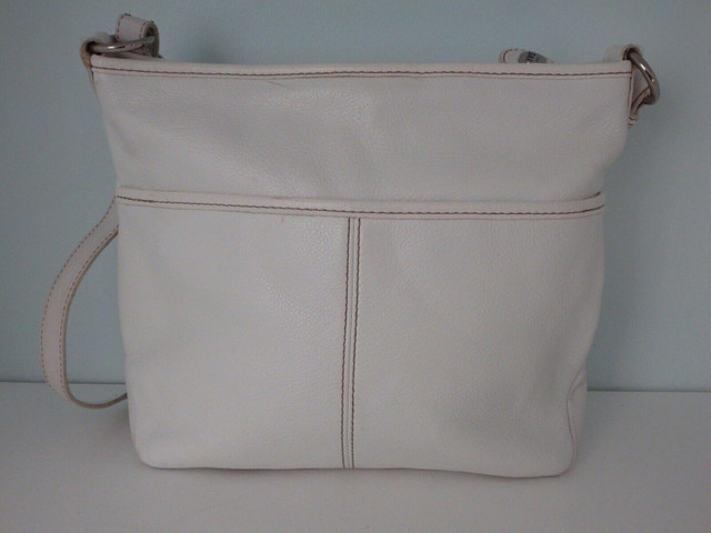 The Sak Leather Purses in Women's - Bags & Wallets in Pembroke - Image 3