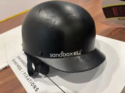 Sandbox snowboard helmet s/m OBO