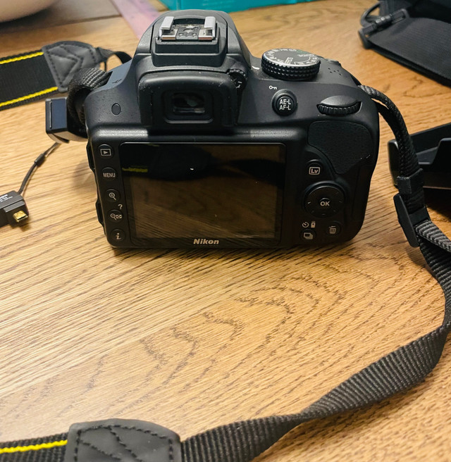 Nikon D3300 Digital SLR Camera with 18-55mm VR II Lens Kit  dans Appareils photo et caméras  à Ville de Montréal - Image 3