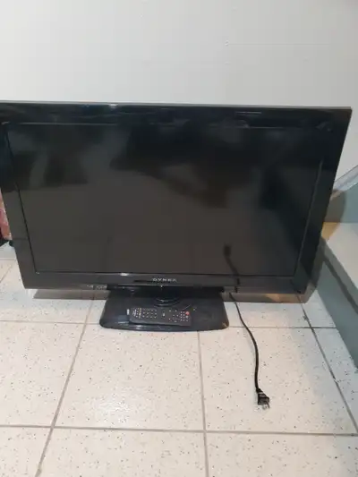Dynex LCD TV 32 inch, View more