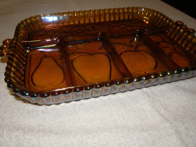 Server tray64689496949251123