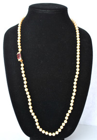 PEARL NECKLACE #4