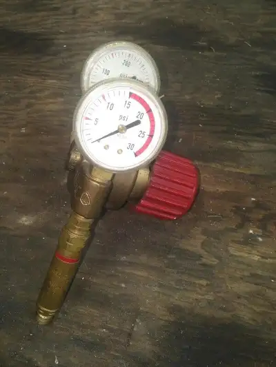 Liquid Air Acetalenye Regulator, View more