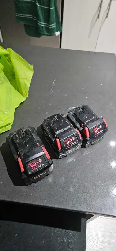 Milwaukee M18 3ah , 9ah , charger , batteries, View more