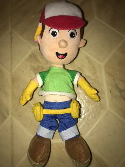 Hard to find...approx 11 inches tall...nice clean condition...pickup Niagara Falls..shipping availab...