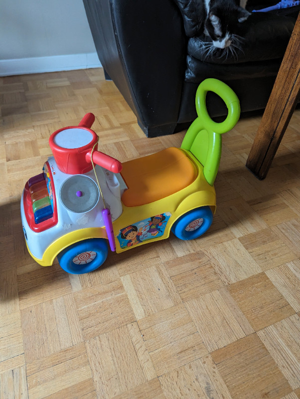 Toddler push car. Good condition. in Toys in Ottawa - Image 2