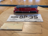 HO Scale Athearn, GP-35 Diesel Locomotive, Burlington #989