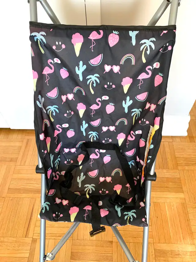  Lightweight Compact Travel Stroller - Like New (BSK912PI) in Strollers, Carriers & Car Seats in City of Toronto - Image 6