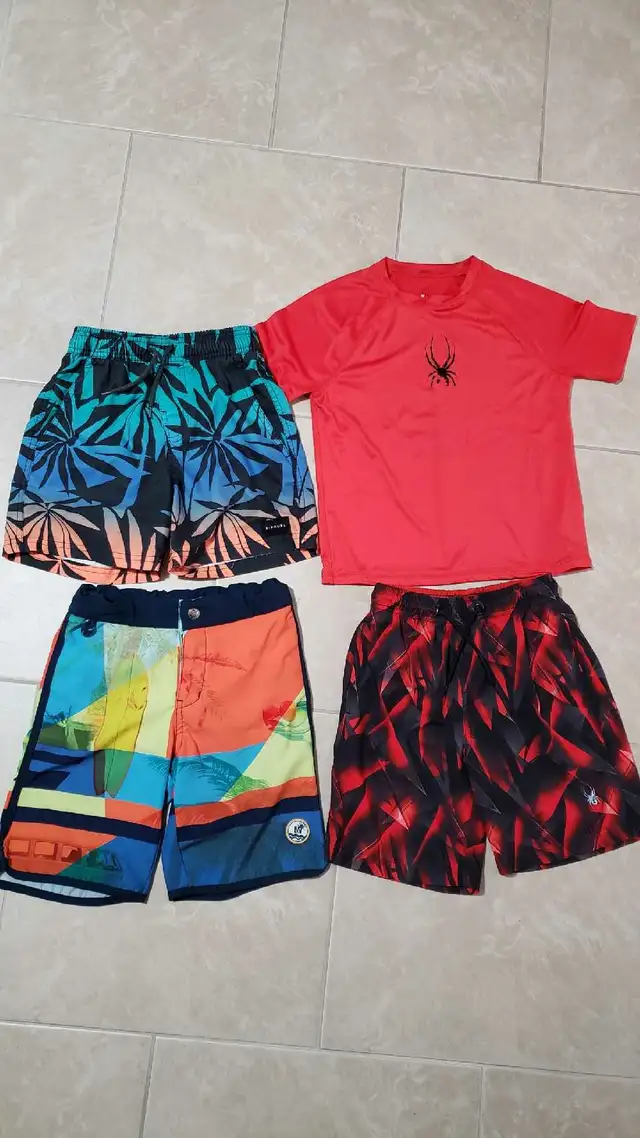 Maillot de bain pour garçon 8 ans in Kids & Youth in Laval / North Shore - Image 2