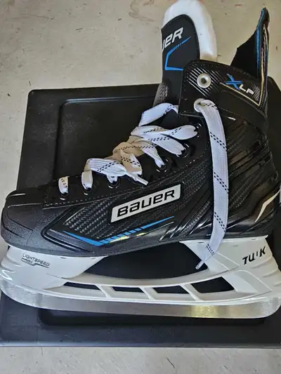 Bauer Size 7 Skate, View more
