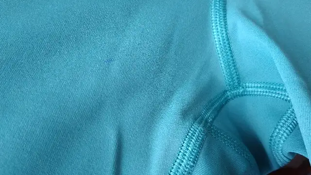 Lululemon Speed Up Tight 28" Full-On Luxtreme - Ice Cave/Teal in Women's - Bottoms in City of Toronto - Image 8