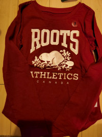 Brand new with tags Roots long sleeved top, size S (5/6)