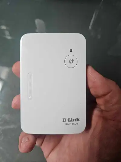 D'Link DAP-1620 WiFi Extender (Used - Excellent Condition), View more