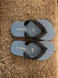 Flip Flops Joe Fresh for boys XS SIZE-4 years old or younger