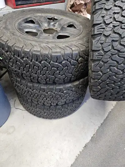 Winter tires on factory steel rims for a 2018 Toyota tundra. Used 1 year $800 obo
