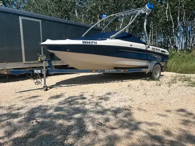 Low low houred 167 hrs, 4.3 big vortec ski and wake board tower, stereo, pedestal seats, electric tr...