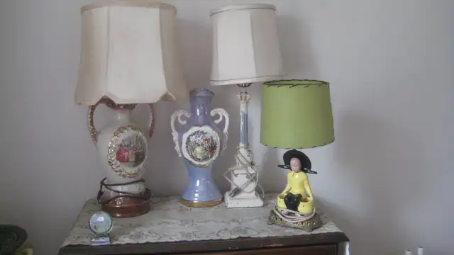 VINTAGE LAMPS in Indoor Lighting & Fans in City of Toronto - Image 3