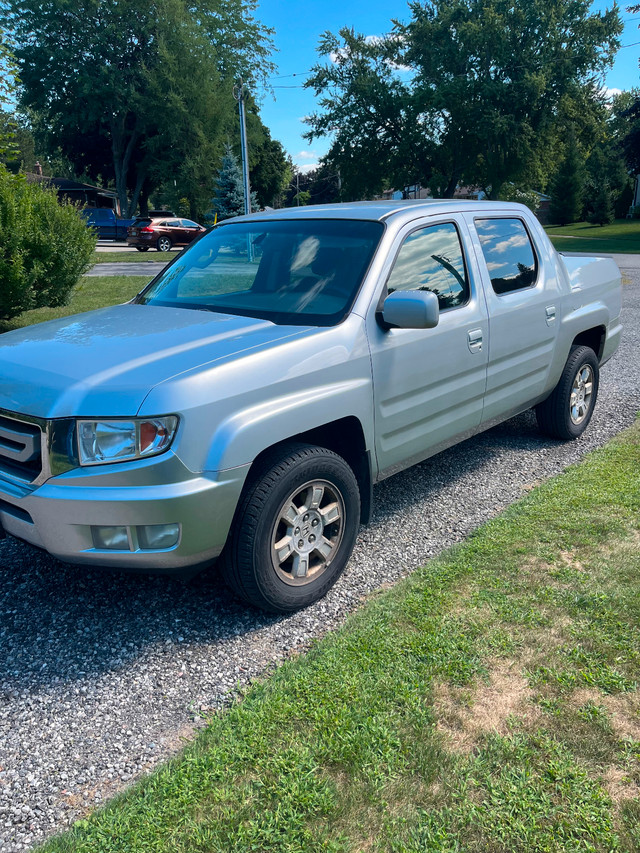 2010 Ridgeline Excellent Condition in Cars & Trucks in London