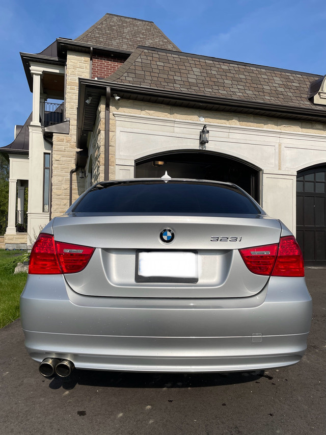 2011 BMW 323i in Cars & Trucks in Oshawa / Durham Region - Image 4