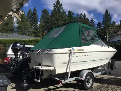 Mercruiser 5.0 L engine with Alpha one leg, closed cooling, Stainless prop and spare aluminium prop,...