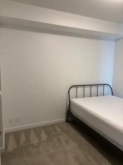 1775 Chapman Place Central Green Two: Furnished 3rd level apartment corner facing courtyard, near Do...
