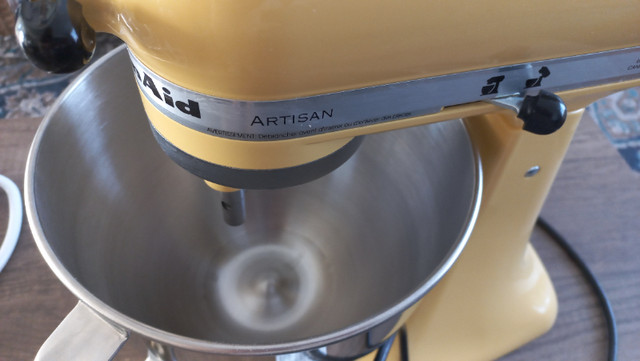 Robot de cuisine KitchenAid jaune dans Robots culinaires et mélangeurs  à Lévis - Image 2