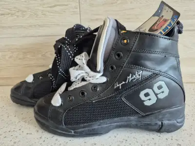 Wayne Gretzky LA Gear Street Hockey Shoes, View more