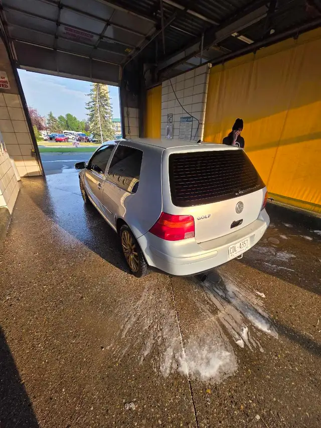 Volkswagen golf 2.0560187855361822722