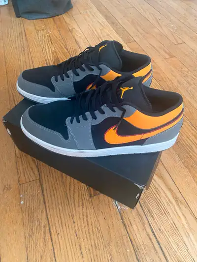 Air Jordan 1 Low SE, View more