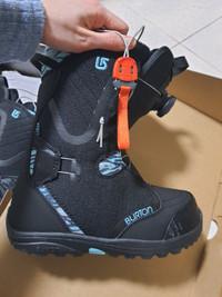 Girls Burton snowboard boots + 5150 Empress snowboard - $320