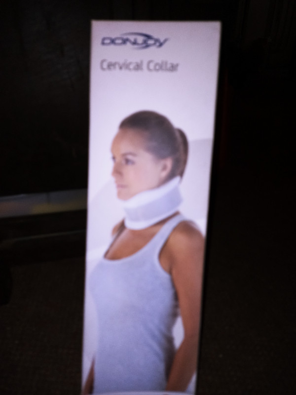 NEW DON JOY  CERVICAL  COLLAR in Health & Special Needs in Sarnia