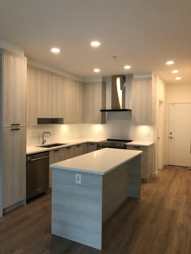 2 Bed + Flex, 2 Bath Condo | 890 sq ft | Cedar Creek, Burnaby