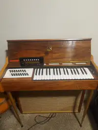 Vintage Farfisa Pianorgan