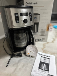 LIKE NEW Cuisinart 14-cup Programmable Coffee Maker
