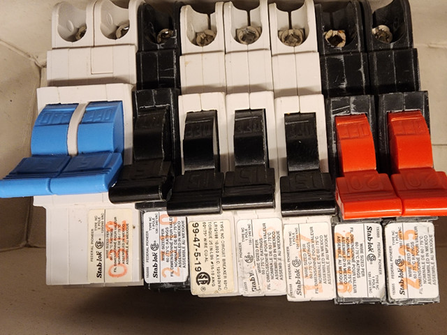 Stab Lok Breakers, Used in Electrical in Grande Prairie - Image 2