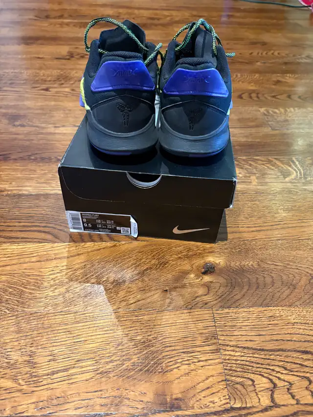 Nike - Kobe Mamba Fry in Men's Shoes in City of Toronto - Image 6