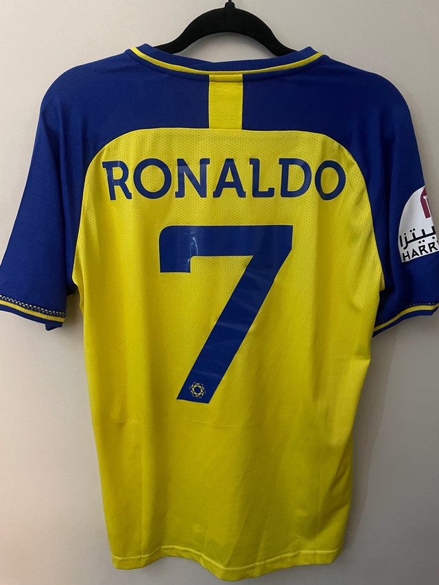 Al Nassr 2022-2023 home jersey. Cristiano Ronaldo #7 in Men's in City of Toronto - Image 2