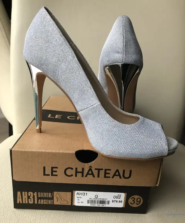Silver Dress Shoes - 3 inch heels size 8.5 women **NEW** in Women's - Shoes in Markham / York Region - Image 5
