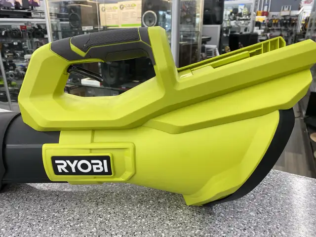 Ryobi RY40LB01 40V Blower in Lawnmowers & Leaf Blowers in City of Toronto - Image 3