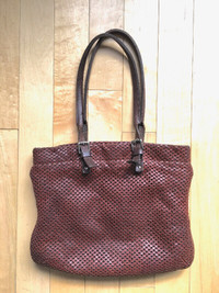 M0851 Brown Leather Shoulder Bag